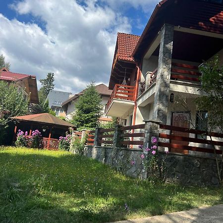 Red House Sinaia Hotel Exterior photo